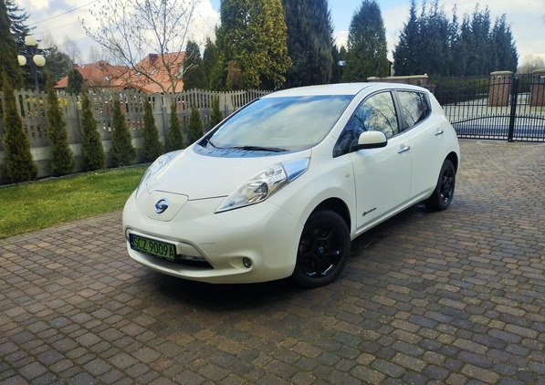 Nissan Leaf cena 40000 przebieg: 85000, rok produkcji 2016 z Zakroczym małe 56